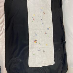 Vintage linen dresser scarf